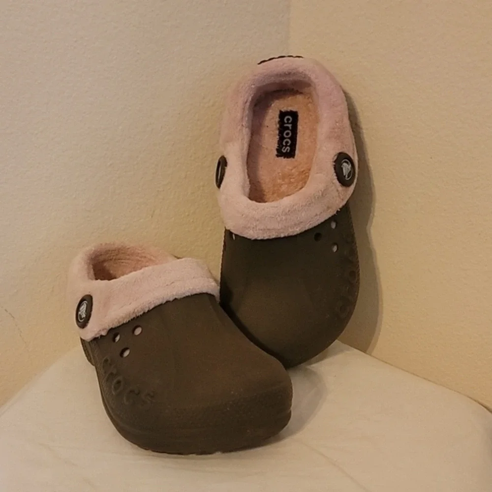 CHILDREN'S CLASSIC CROCS FLEECE‎ LINED (sz Jr. 1)